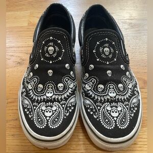 Vans Skull Bandana- Print Slip-Ons